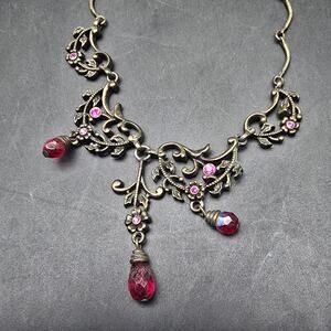 Avon Victorian Revival Necklace Bronze tone Pink Red Gothic Romantic